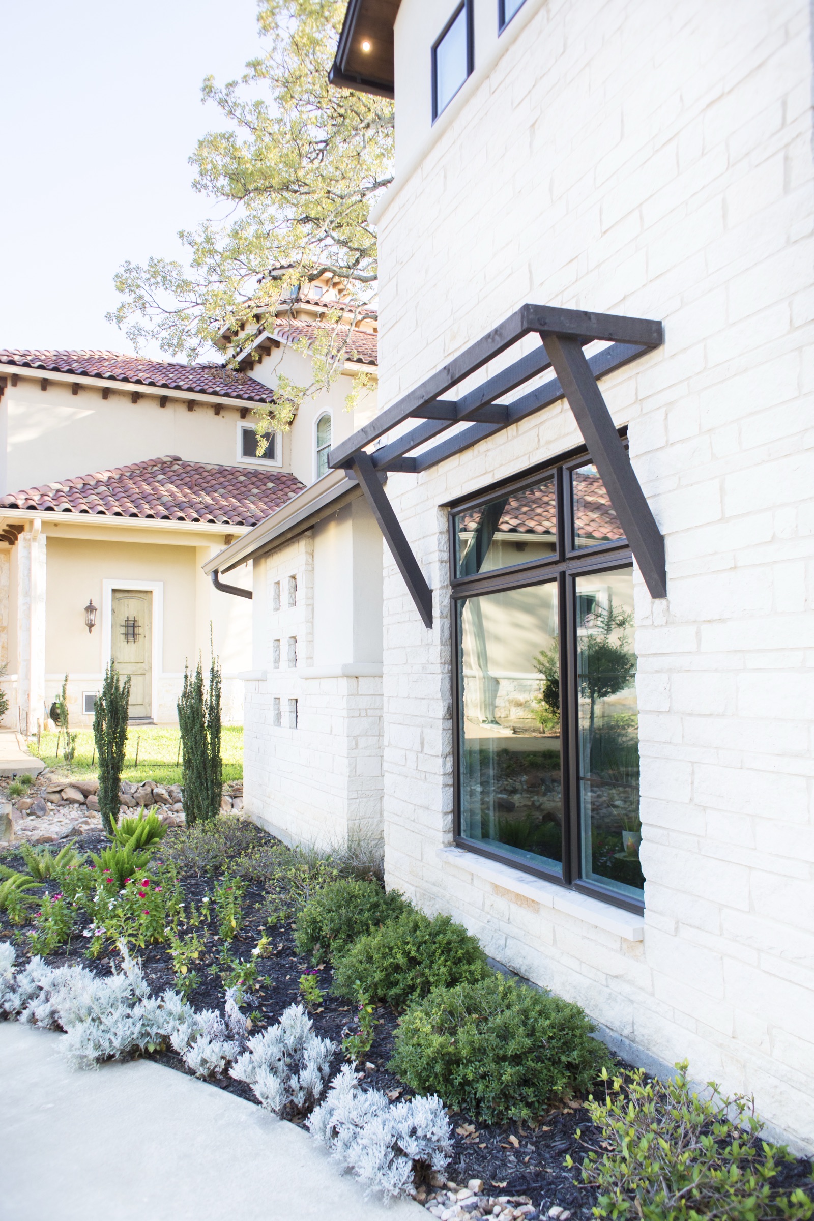 Custom entry door installed by EcoView